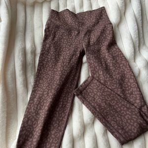 Aerie offline brown leopard print leggings size xs like new